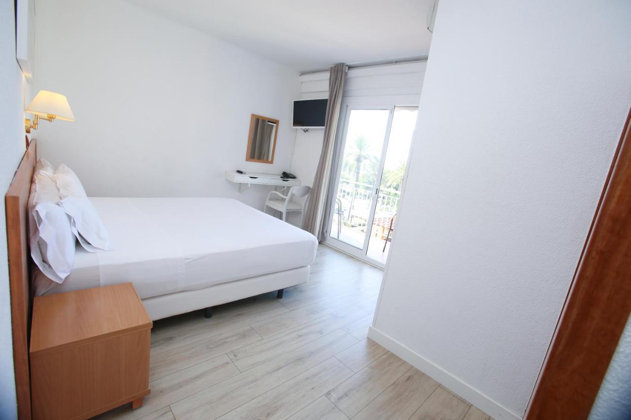 Solvi Hotel - Adults Only Vilanova i la Geltru Exterior photo