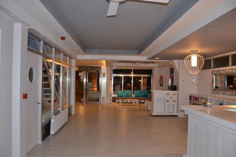 Solvi Hotel - Adults Only Vilanova i la Geltru Exterior photo